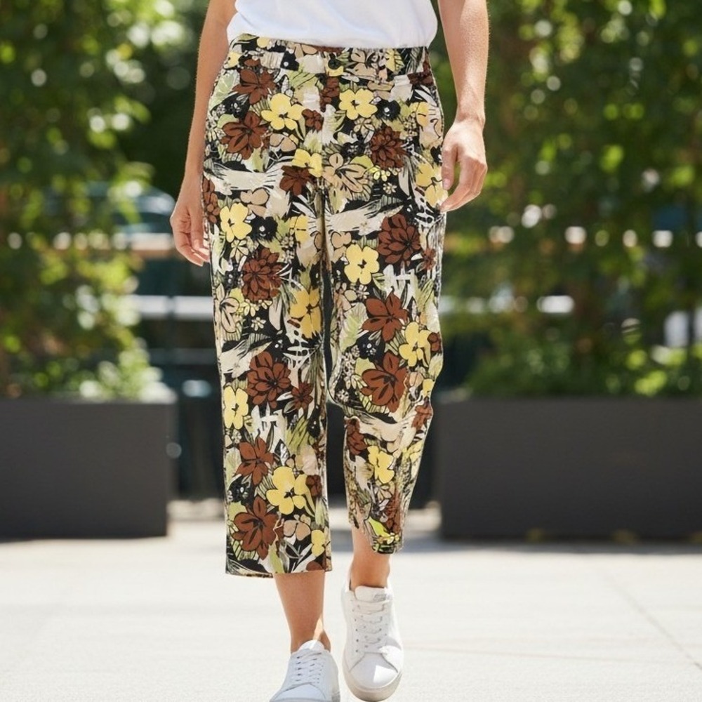White Stag Womens 6 Floral Tropical Crop Pants Yellow Brown Stretch Capris